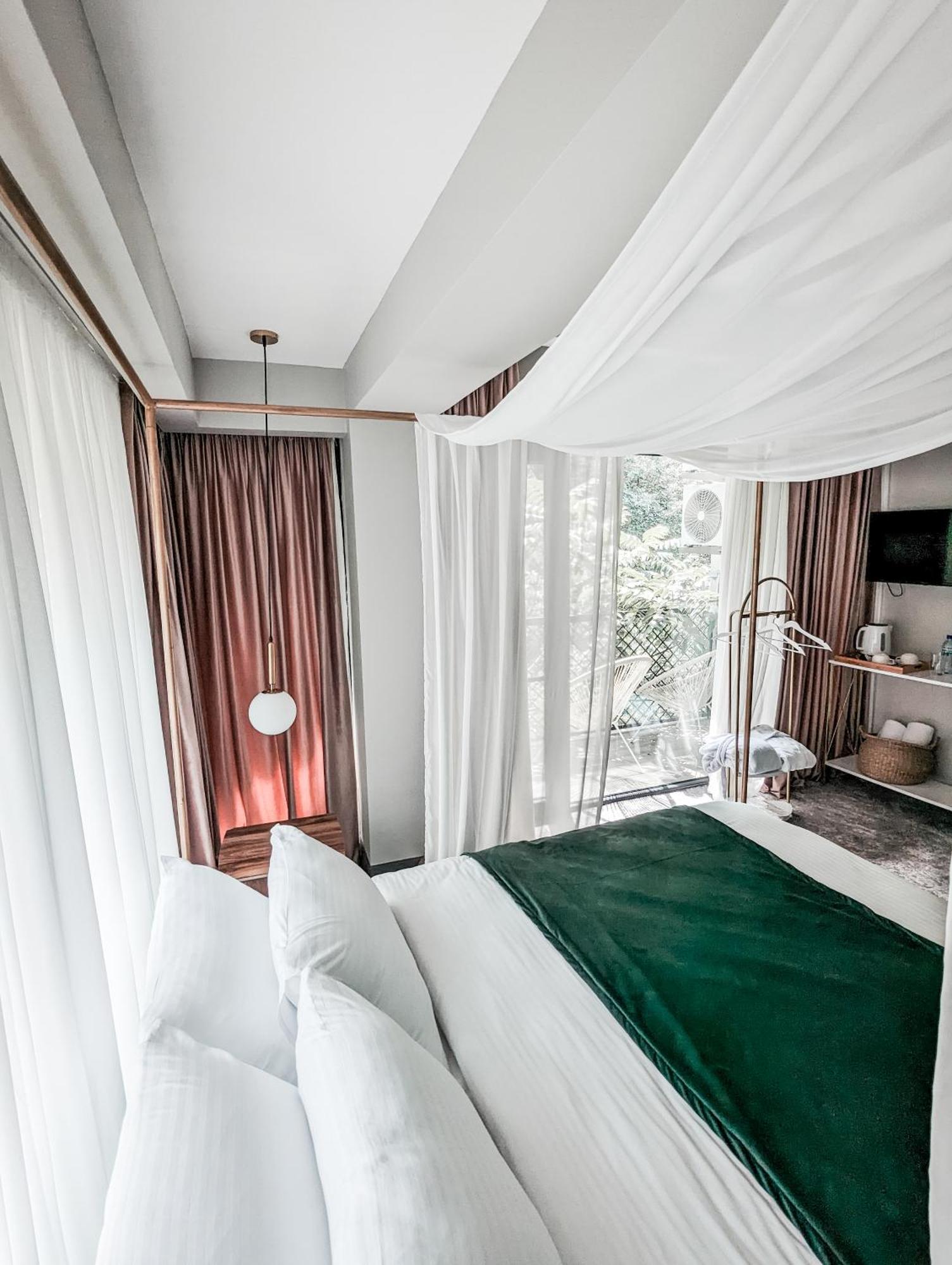 Park Resort Mtirala National Park Chakvistavi Bagian luar foto